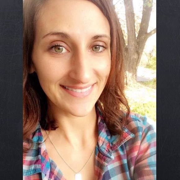 Meet your Posher, Shanna - Picture 1 of 1